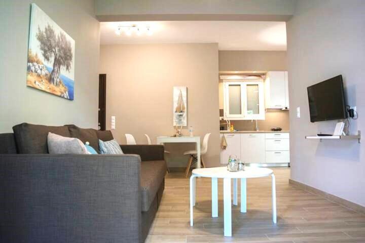 Chic And Minimal Apartment Close To Thissio Metro Atenas Exterior foto